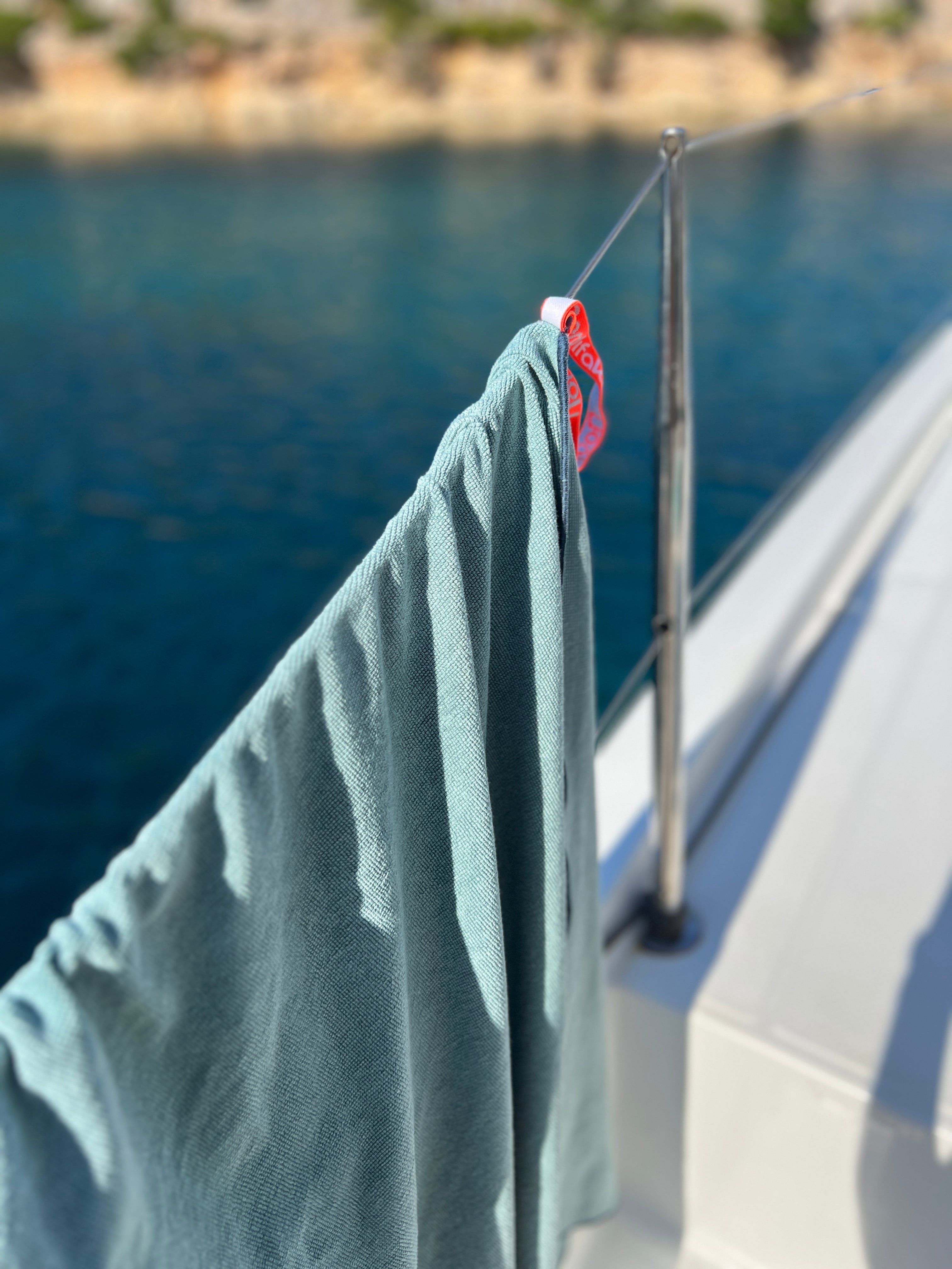 Hurtigtørrende badehåndklæde - guide til rejse og fitness