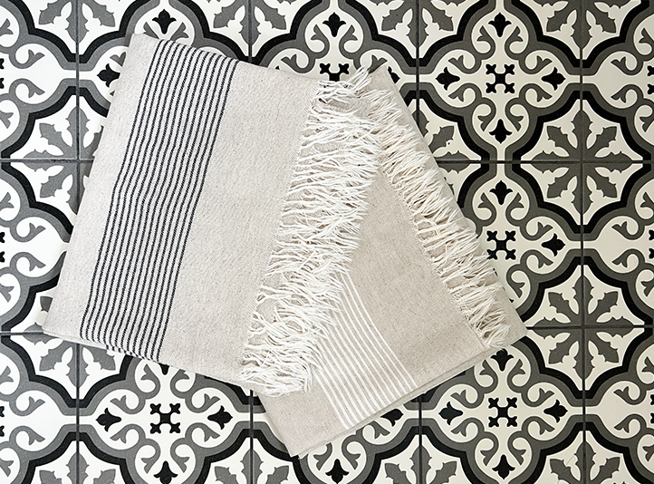 White Double Border Stripe - CAPSULE COLLECTION - Porto Towels