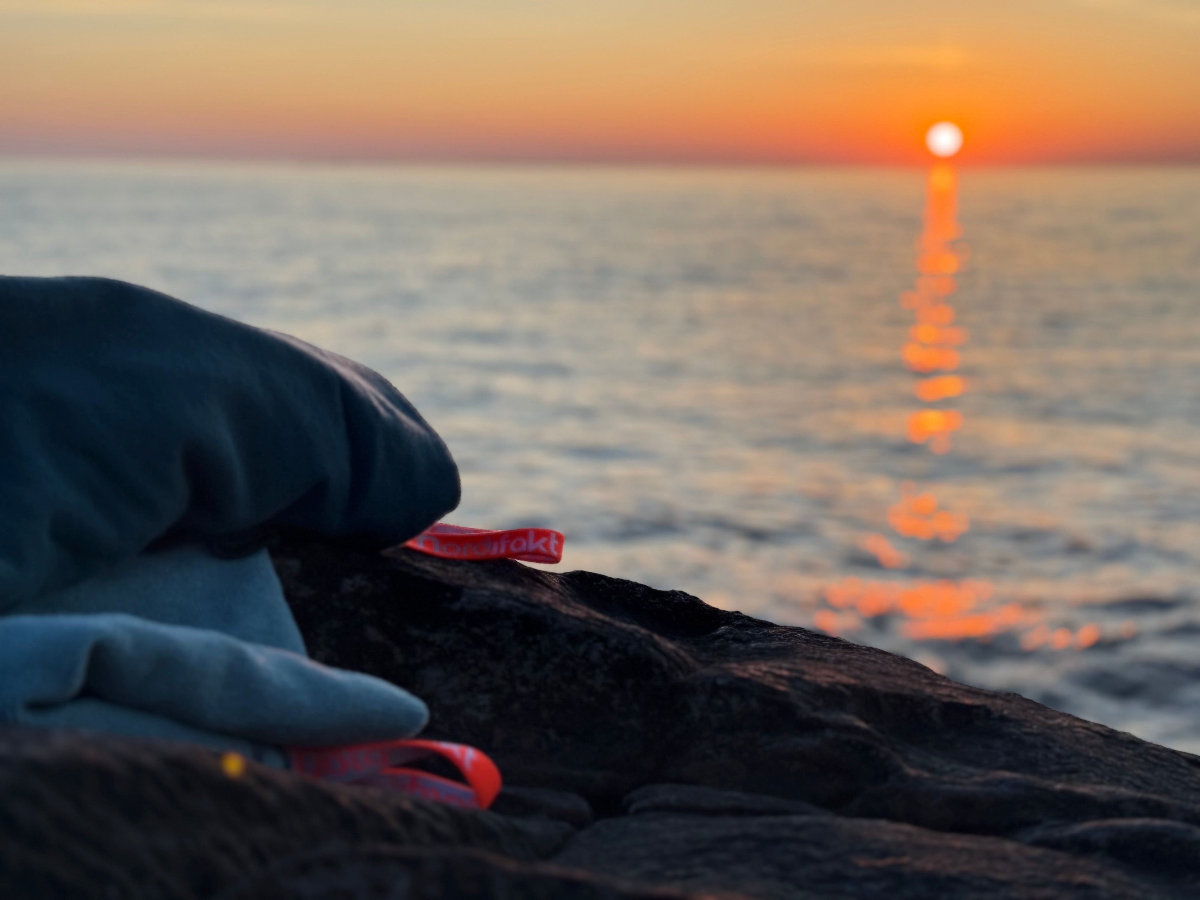 Outdoor badehåndklæde til friluftsliv – kompakt på tur